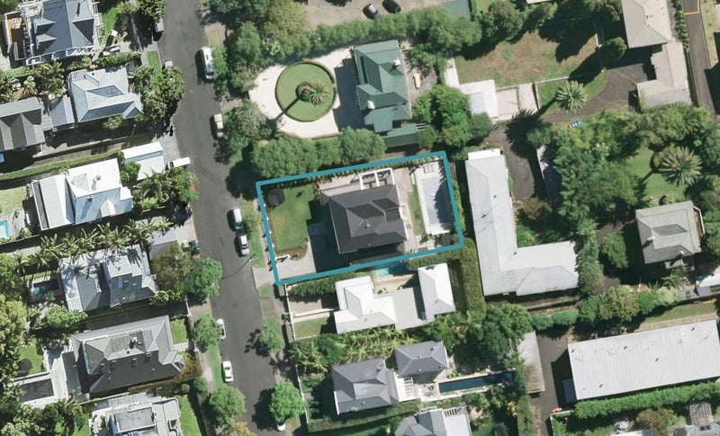 1/47 Hamilton Road, Herne Bay, Auckland - Carousel 1