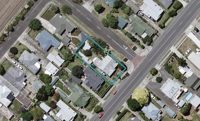 912 Caroline Road, Mayfair, Hastings - Carousel 1