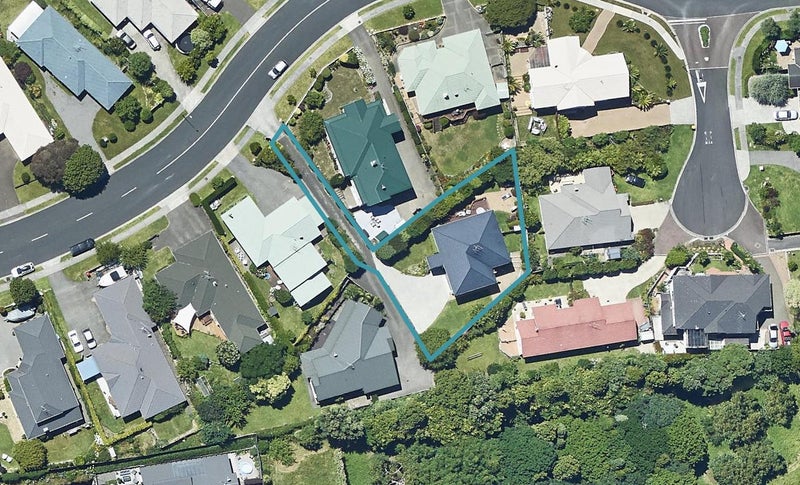 21 Wakefield Drive, Bethlehem, Tauranga - Carousel 1