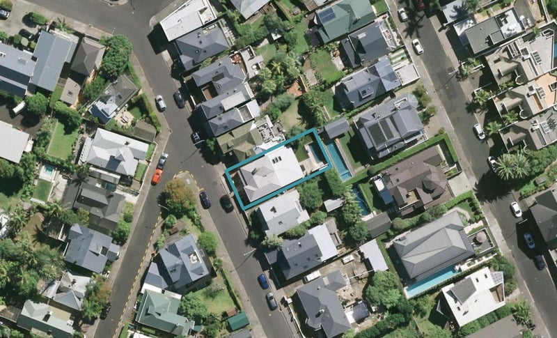 35 Hackett Street, Saint Marys Bay, Auckland - Carousel 1