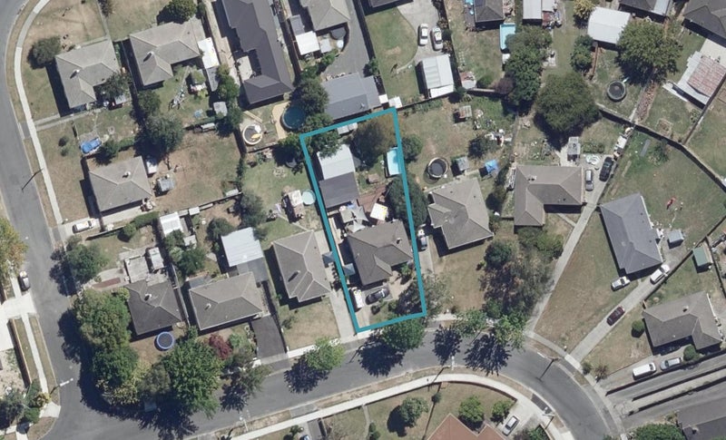 49 Marshall Street, Fairfield, Hamilton - Carousel 1