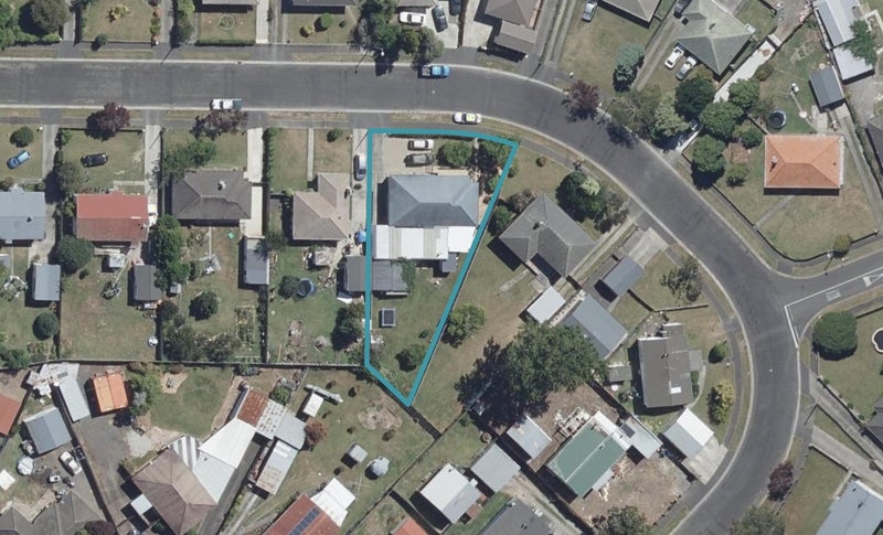27 Rawlings Street, Bader, Hamilton - Carousel 1