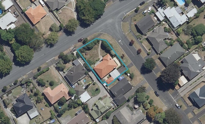 2 Cardrona Road, Beerescourt, Hamilton - Carousel 1