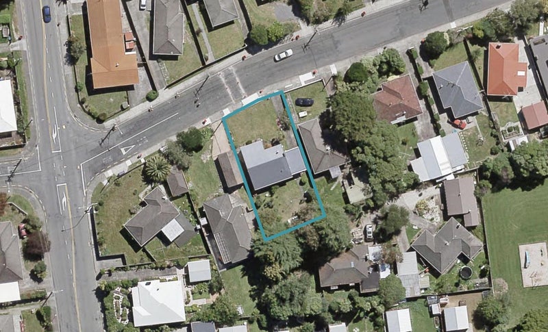 42 Clouston Park Road, Clouston Park, Upper Hutt - Carousel 1