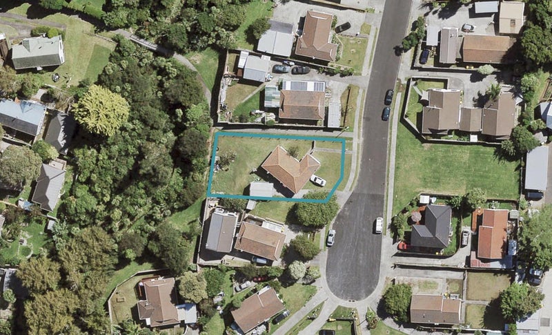 21 Edwin Freeman Place, Ranui, Auckland - Carousel 1