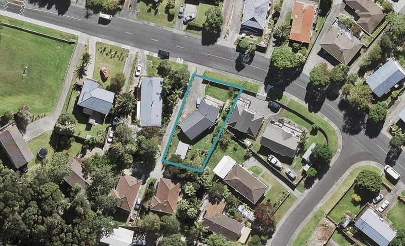 61 Spinella Drive, Bayview, Auckland - Carousel 1