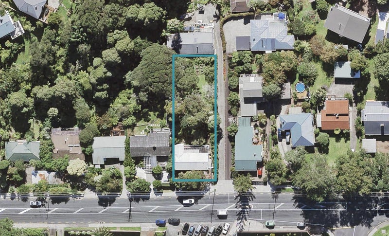 179 Golf Road, Titirangi, Auckland - Carousel 1