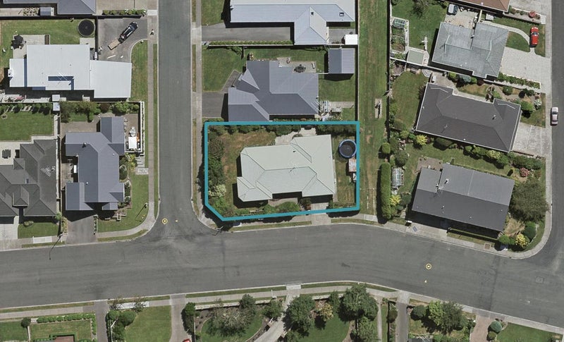 142 Gimblett Street, Waikiwi, Invercargill - Carousel 1