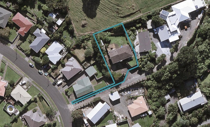 19A Clearmont Crescent, Blagdon, New Plymouth - Carousel 1