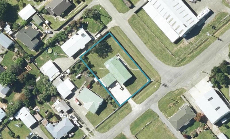 2 Wilson Street, Seddon - Carousel 1