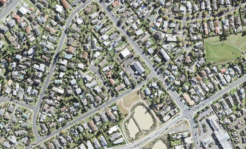 5/4 Albatross Road, Red Beach, Whangaparāoa - Carousel 1