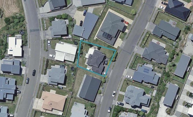 8 Ashwood Street, Woodridge, Wellington - Carousel 1
