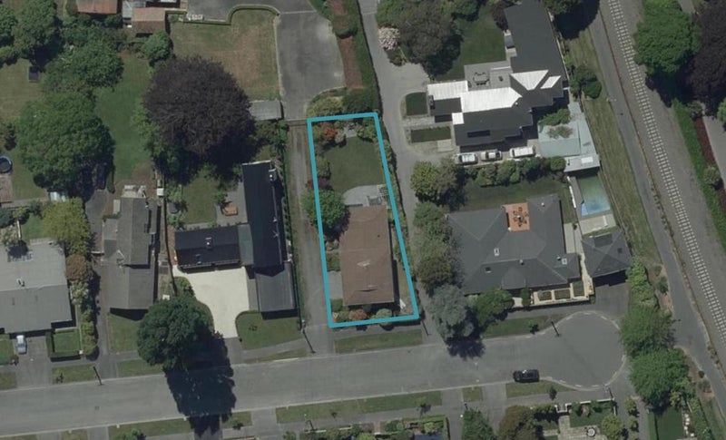 11 Daresbury Lane, Fendalton, Christchurch - Carousel 1