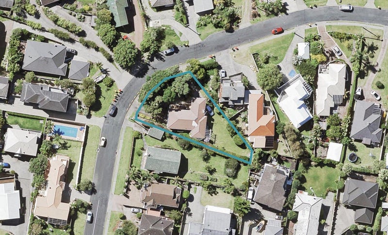 3 Braemar Road, Rothesay Bay, Auckland - Carousel 1