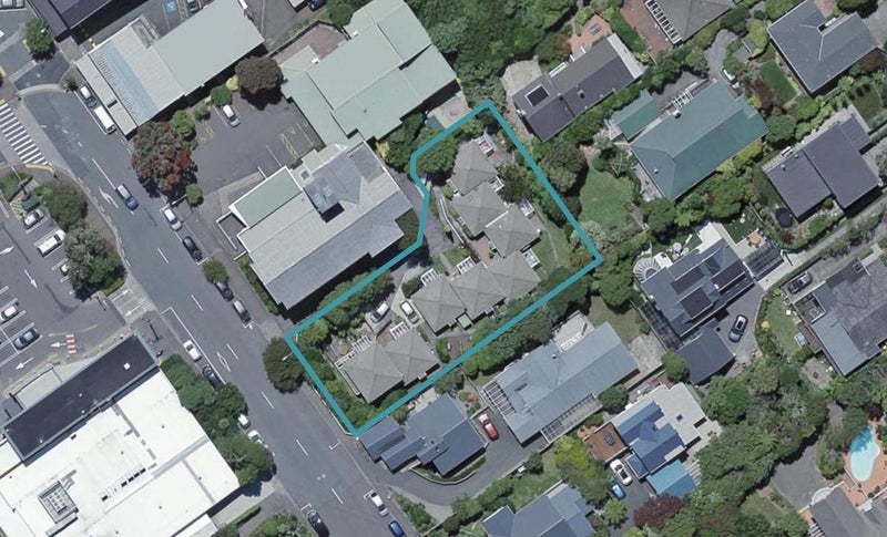 2/35 Ganges Road, Khandallah, Wellington - Carousel 1