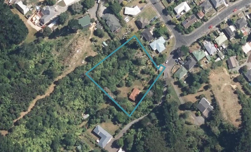 41 Gardiner Grove, Wainuiomata, Lower Hutt - Carousel 1