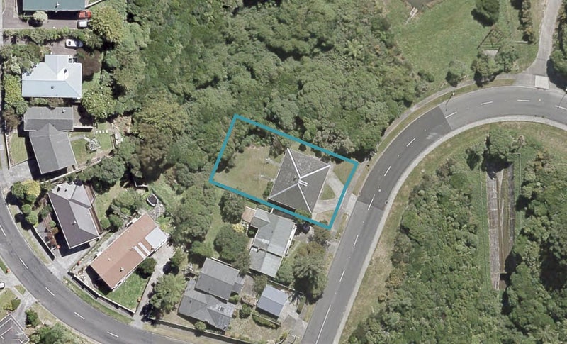 5 Mulberry Street, Maungaraki, Lower Hutt - Carousel 1