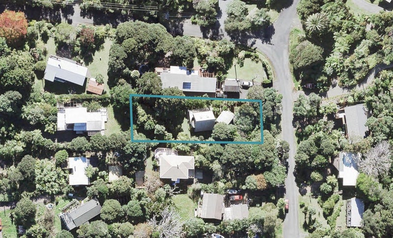 17 Ocean View Road, Huia, Auckland - Carousel 1