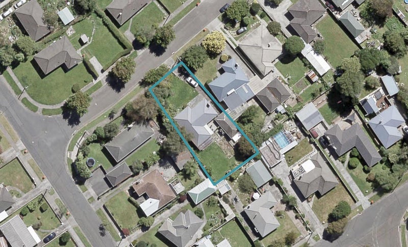 19 Maher Street, Elderslea, Upper Hutt - Carousel 1