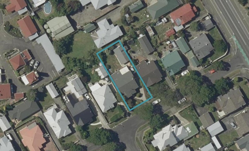 8 Mahoe Avenue, Takaro, Palmerston North - Carousel 1