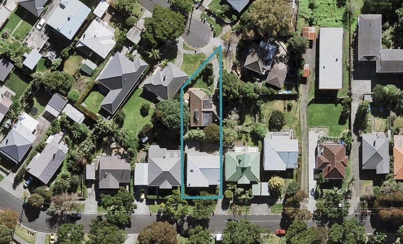 29 Malvern Road, Morningside, Auckland - Carousel 1
