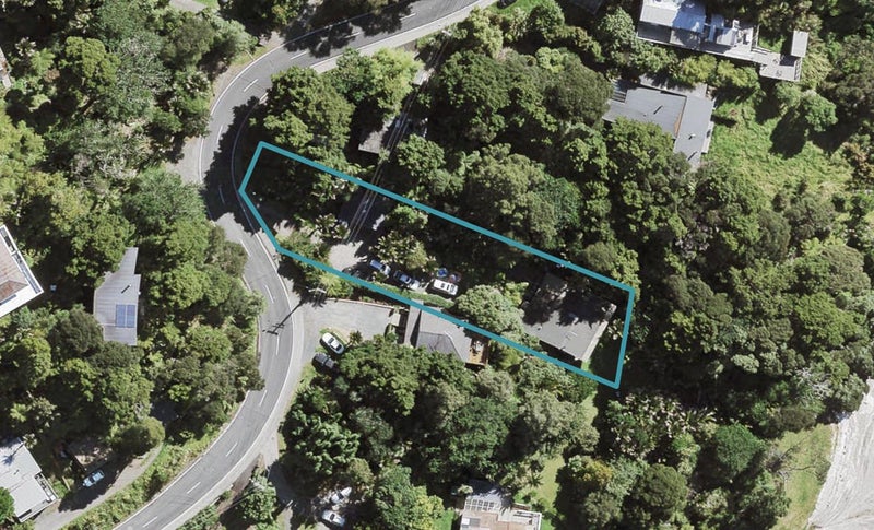 56 Laingholm Drive, Laingholm, Auckland - Carousel 1