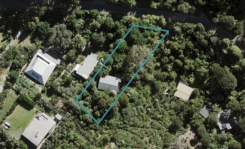 32 Great Barrier Road, Oneroa, Waiheke Island - Carousel 1