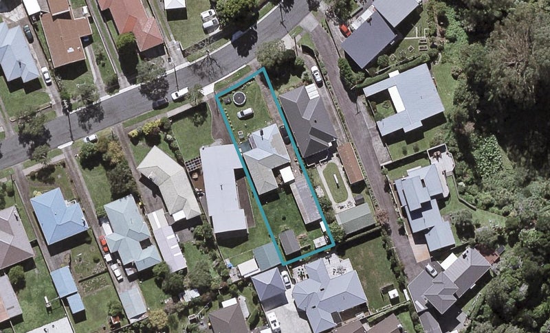 30 Turakina Street, Merrilands, New Plymouth - Carousel 1