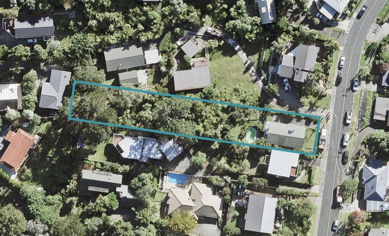 62 Woodlands Crescent, Browns Bay, Auckland - Carousel 1