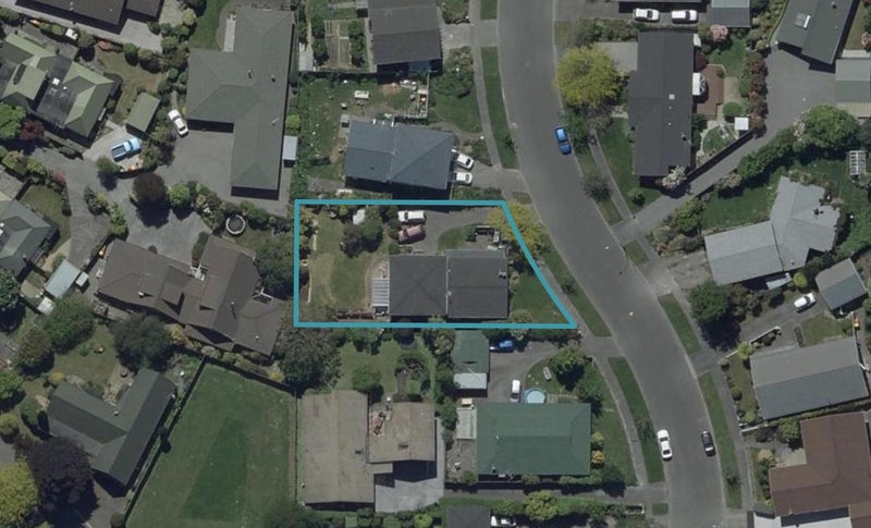 20 Rutherglen Avenue, Ilam, Christchurch - Carousel 1