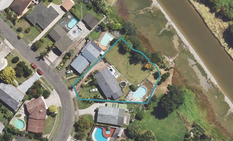 13 Fergusson Drive, Te Hapara, Gisborne - Carousel 1