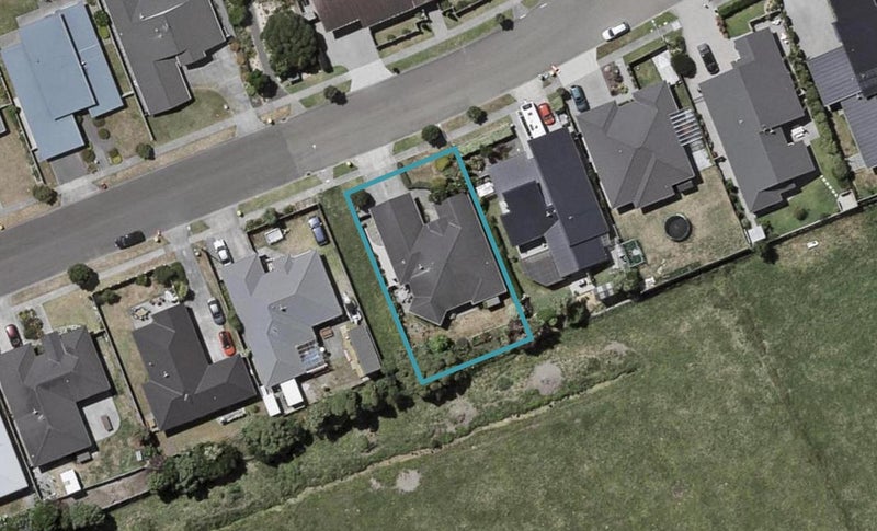 88 The Drive, Paraparaumu Beach, Paraparaumu - Carousel 1