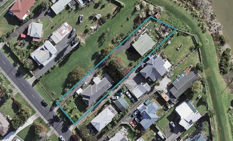 45B Parakai Avenue, Parakai, Helensville - Carousel 1