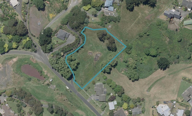10 Sandcroft Drive, Westmere, Whanganui - Carousel 1