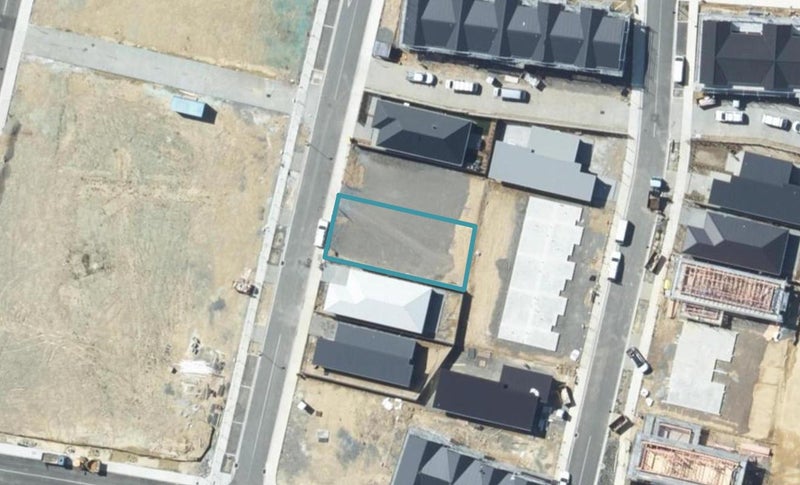 8 Kaki Drive, Kenepuru, Porirua - Carousel 1