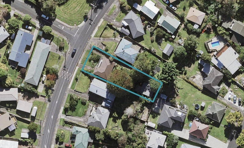 1/78 Vodanovich Road, Te Atatū South, Auckland - Carousel 1