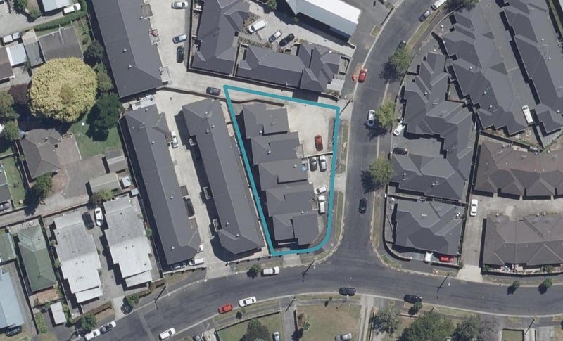1E Jones Crescent, Melville, Hamilton - Carousel 1