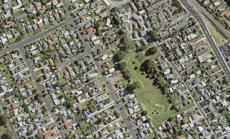 35D Christmas Road, Manurewa, Auckland - Carousel 1