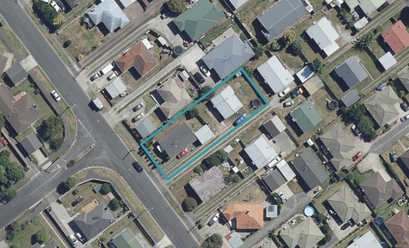 11 Roy Street, Nawton, Hamilton - Carousel 1