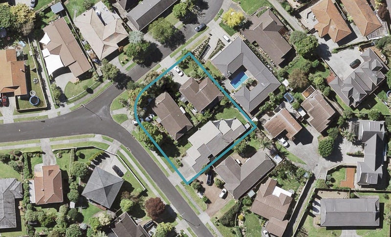 2/41 Eastridge Court, Northpark, Auckland - Carousel 1