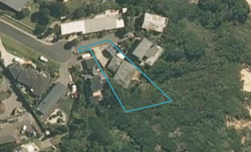 10 Sykes Avenue, Hatfields Beach, Orewa - Carousel 1