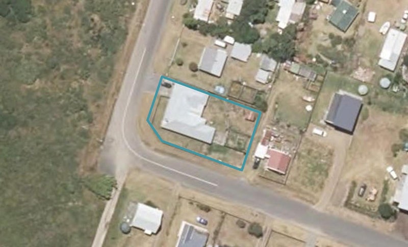 5 Procter Street, Hokio Beach, Levin - Carousel 1