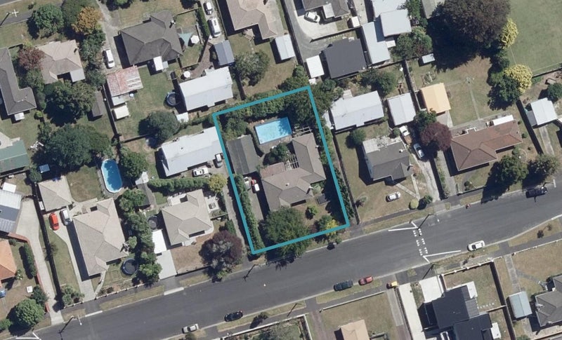 47 Alfred Street, Fairfield, Hamilton - Carousel 1