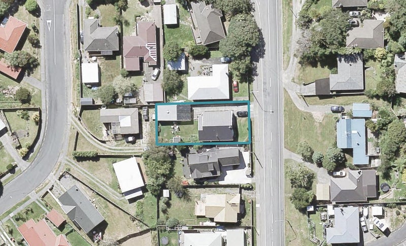 100 Coast Road, Wainuiomata, Lower Hutt - Carousel 1