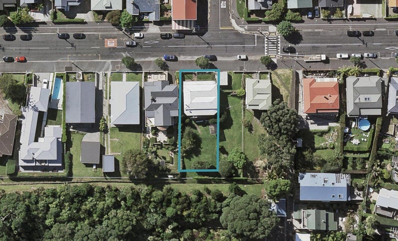 49 Calliope Road, Stanley Point, Auckland - Carousel 1