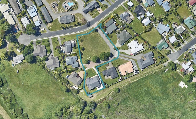24 Holden Avenue, Holdens Bay, Rotorua - Carousel 1