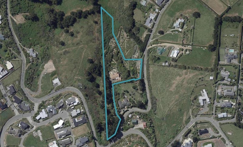 226 Moncks Spur Road, Mount Pleasant, Christchurch - Carousel 1