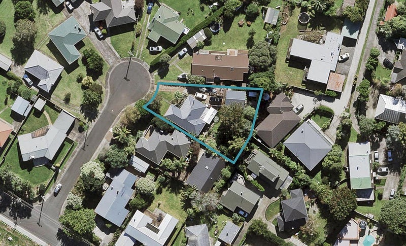 3 Pickett Avenue, Sandringham, Auckland - Carousel 1