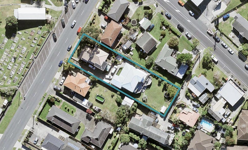 1/171 Deep Creek Road, Torbay, Auckland - Carousel 1