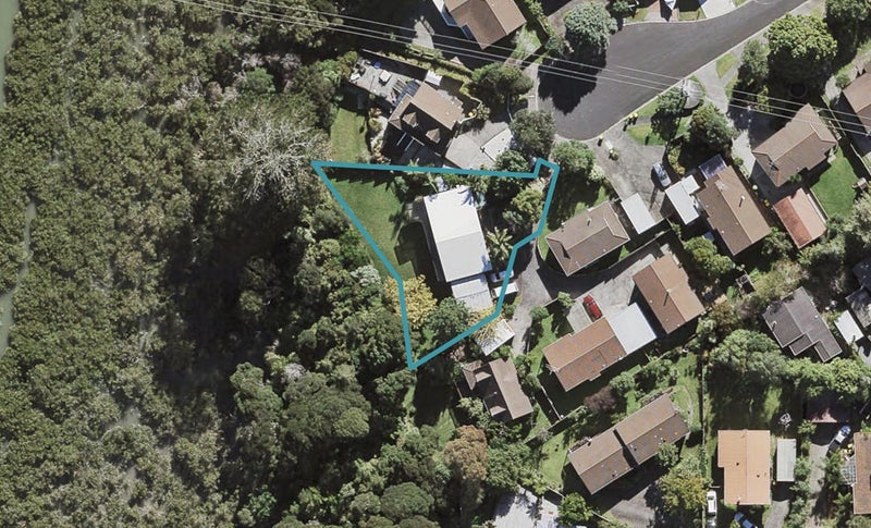 14 Hotspur Place, Bayview, Auckland - Carousel 1